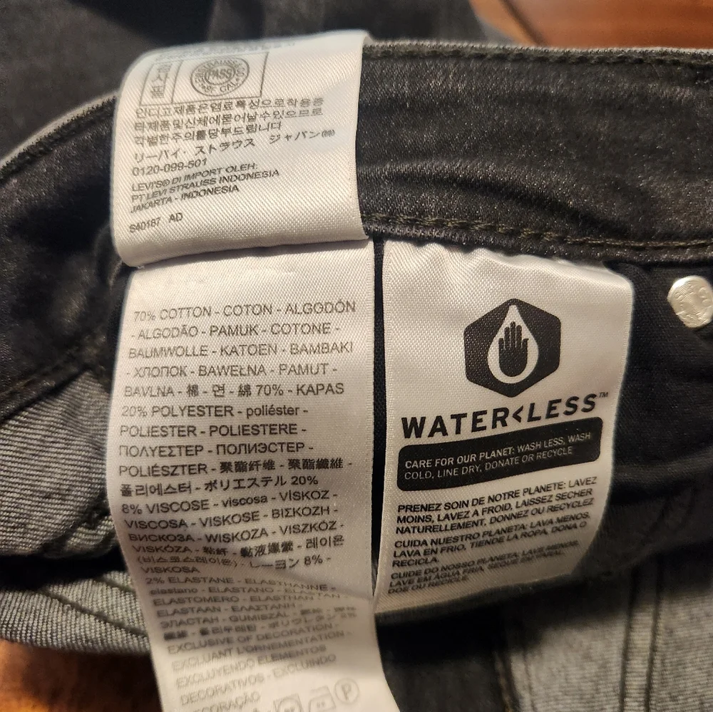 Levi's 711 Skinny Ankle Women's Black Jeans - Picture 10 of 10